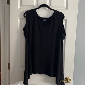 Women’s top, Clara Sun Woo cold shoulder short sleeve